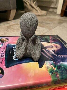 Textured Gray Meditating Statue Figurine